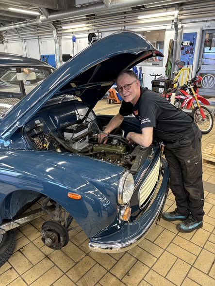 Søholm Autoservice ApS giver nyt liv til klassisk Morris 1000 og tilbyder moderne bileftersyn