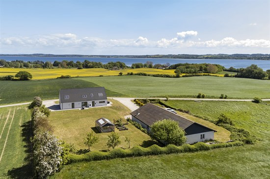 Top 6 over dyreste boliger til salg i Grevinge. Priser op til 6.195.000 kr