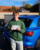 Robin bestod køreprøven med hjælp fra Guldkortet ApS