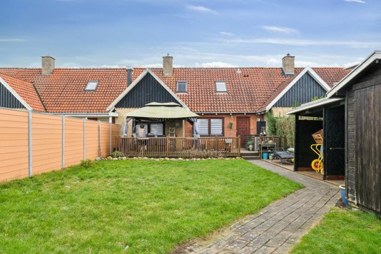 Til salg hos Nybolig Hvidovre - Alexander Holm ApS: 195 etagemeter rækkehus i Hvidovre Nord