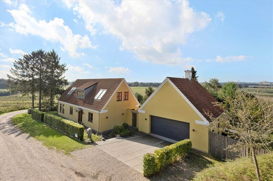 Top 6 over dyreste boliger til salg i Jyderup. Priser op til 6.995.000 kr