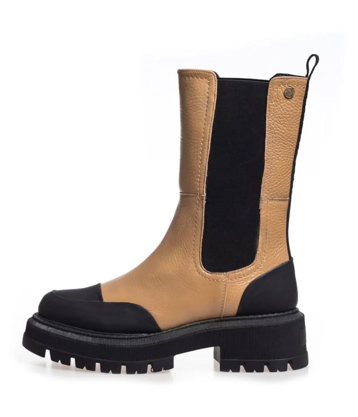 Rosengreen tilbyder udsalg på skindstøvler fra Copenhagenshoes