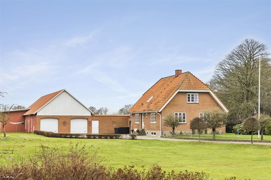 Kirkeforte 8 og 3 andre boliger er kommet til salg denne uge i Vojens - se boligerne her.