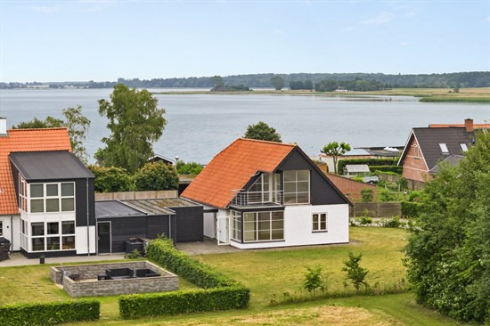 Top 6 over dyreste boliger til salg i Nørre Alslev. Priser op til 3.495.000 kr