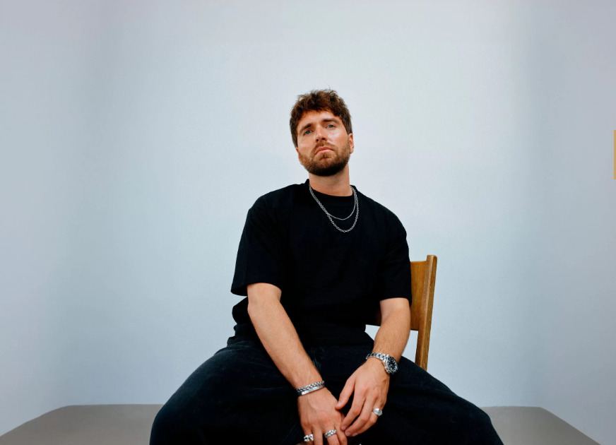 Oplev Malte Ebert live p&#xE5; Hindsgavl Slot