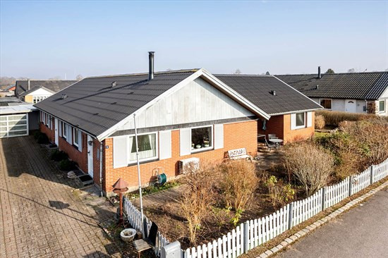 Granhøjen 8 og 1 anden boliger er kommet til salg denne uge i Haslev - se boligerne her.