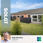 Nybolig Hjørring v/Morten Hove fejrer salg af andelsbolig i Astrup