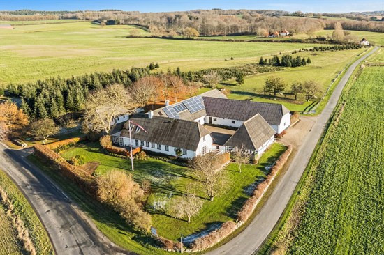 Skovmarksvej 2 og 1 anden boliger er kommet til salg denne uge i Vester Skerninge - se boligerne her.