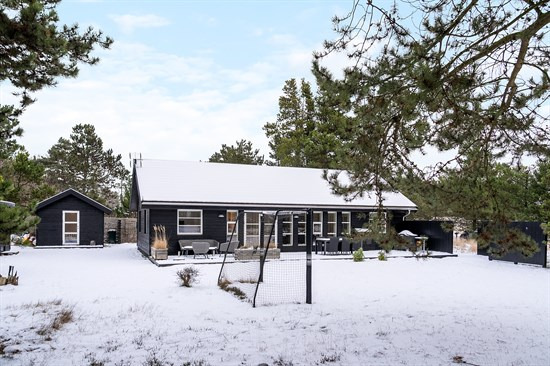 Tjørneholmvej 44 og 5 andre boliger er kommet til salg denne uge i Nykøbing Sj - se boligerne her.