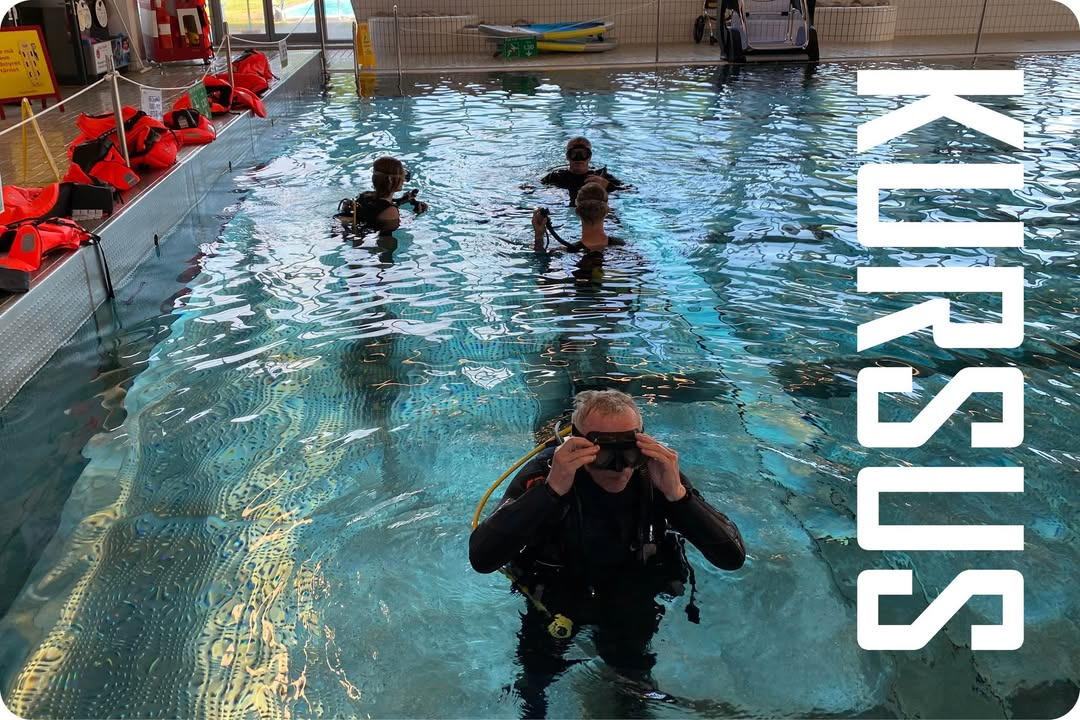 Herning Svømmehal informerer om dykkerkursus og ledige bassiner i weekenden