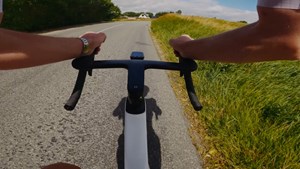 Bings BikeStore ApS præsenterer videogennemgang af den opdaterede Factor Ostro VAM 2.0