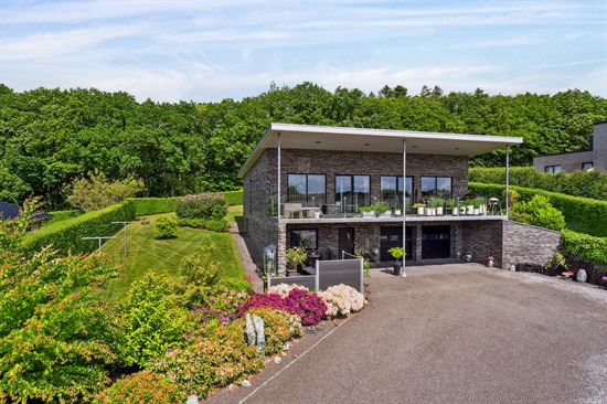 Top 6 over dyreste boliger til salg i Løgstrup. Priser op til 7.500.000 kr