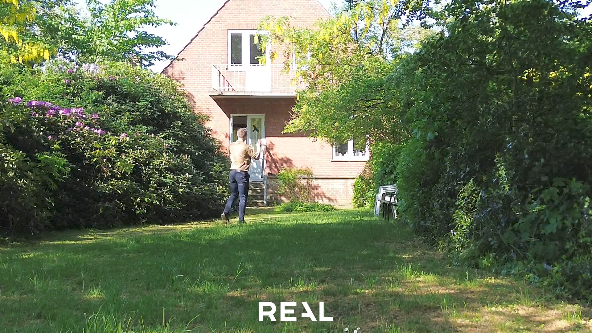 Charmerende ejendom til salg tæt på bymidten: Få et sneak peek nu