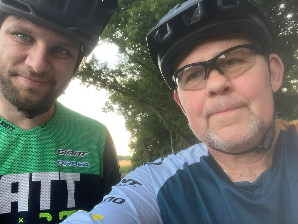 Sæby cykler deler weekendens familiehygge og skovtur glæde