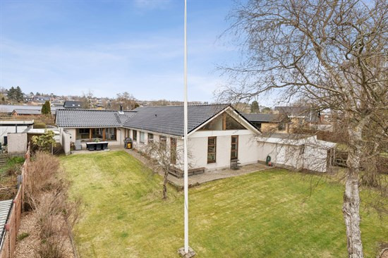 Lykkegårdsvej 54 og 9 andre boliger er kommet til salg denne uge i Aalborg - se boligerne her.