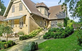 Eksklusiv bolig for 32,0  mio. kroner er netop kommet til salg i Skodsborg - Se den og de dyreste boliger her