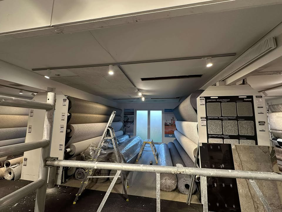 Garant Brønderslev fornyer butikken med nye troldtektlofter