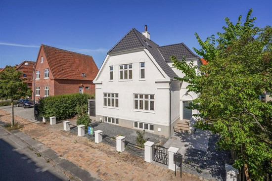 H. Rasmussens Vej 18 og 9 andre boliger er kommet til salg denne uge i Odense - se boligerne her.