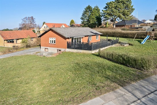 Søndersøvej 251 er til salg for kun 895.000 kr.: Se de billigste boliger til salg i Morud her