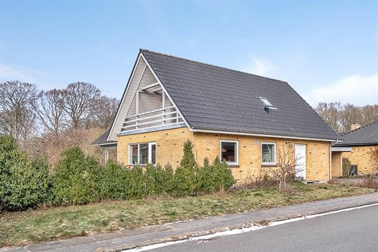 Til salg hos home Skanderborg: Elmevej 3, 8660 Skanderborg