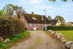 Jorløsevej 3 er til salg for kun 695.000 kr.: Se de billigste boliger til salg i Svebølle her