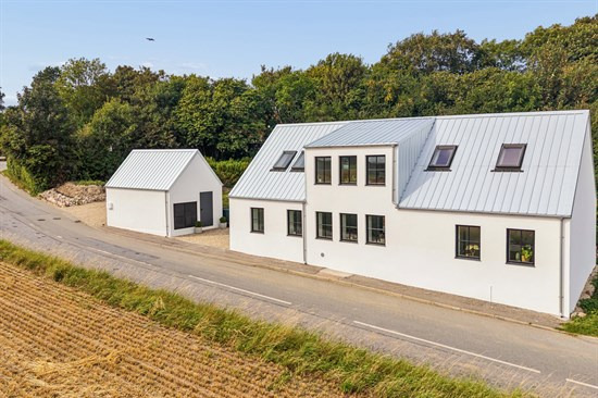 Top 6 over dyreste boliger til salg i Viby Sjælland. Priser op til 11.995.000 kr