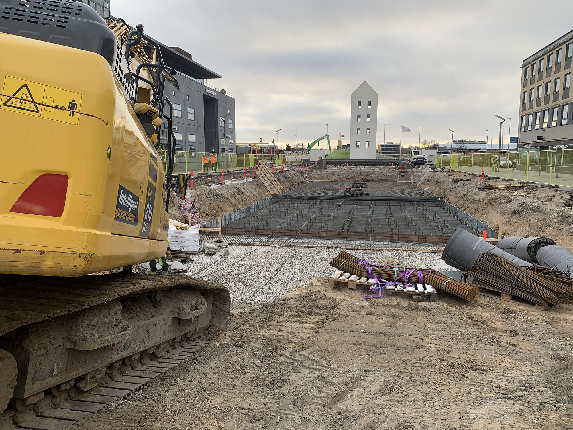 Regnvandsbassinet på Østervold får Københavnervægge og fast bund