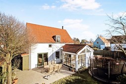 Vingen 77 og 2 andre boliger er kommet til salg denne uge i Ålsgårde - se boligerne her.