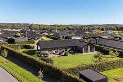 For 3.695.000 kr Frisholmparken 64 - Se priserne på de dyreste boliger til salg i Them