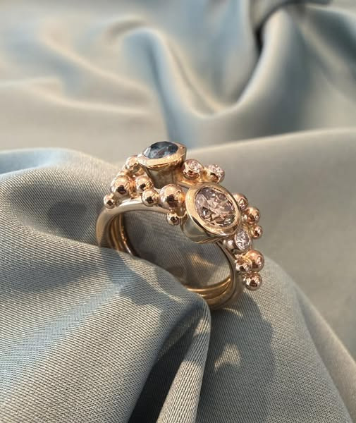 Guldsmed Lütken skaber unik ring med dybere mening og genbrugsguld