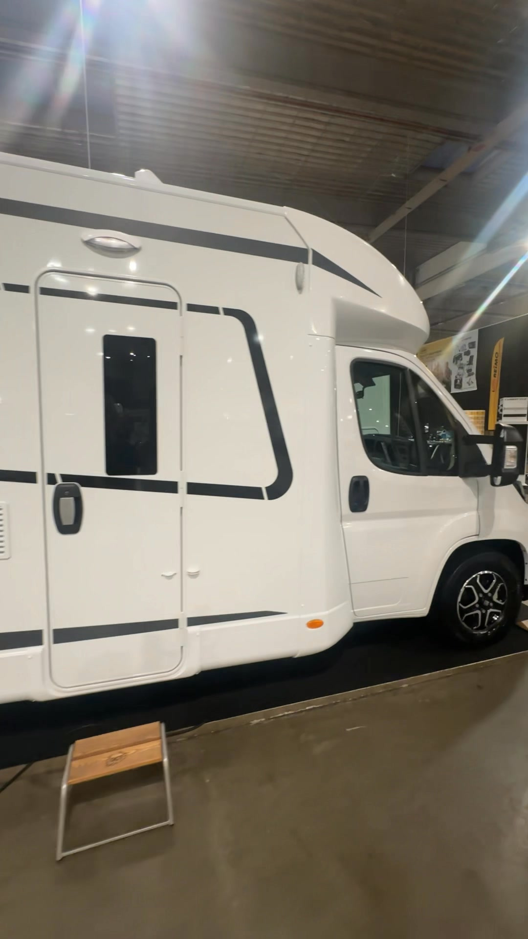 Hinshøj Caravan klar med flotte stande til AutoCamper Show i Fredericia