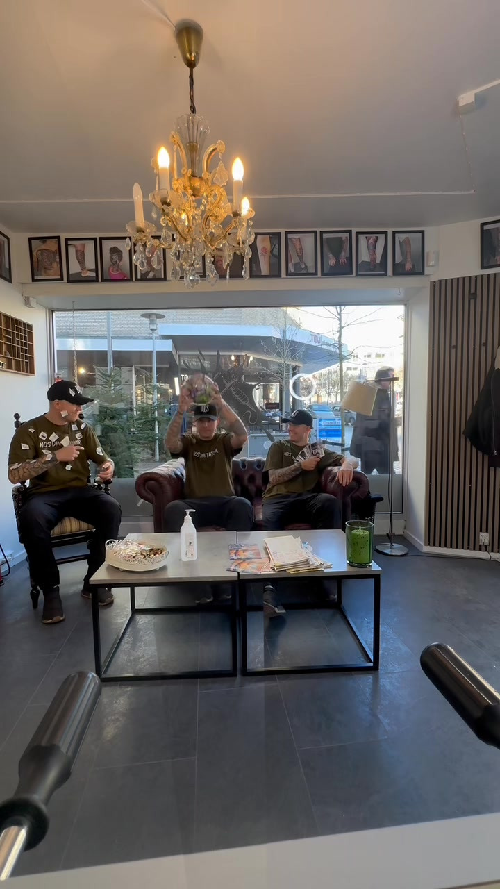 Black Friday hos Hos Din Tatovør: Snacks, tilbud og walk-in fra kl. 12-20