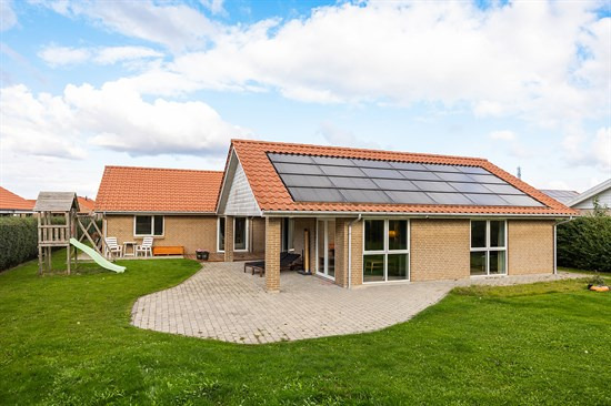 Ramsøbakken 62 og 1 anden boliger er kommet til salg denne uge i Gadstrup - se boligerne her.