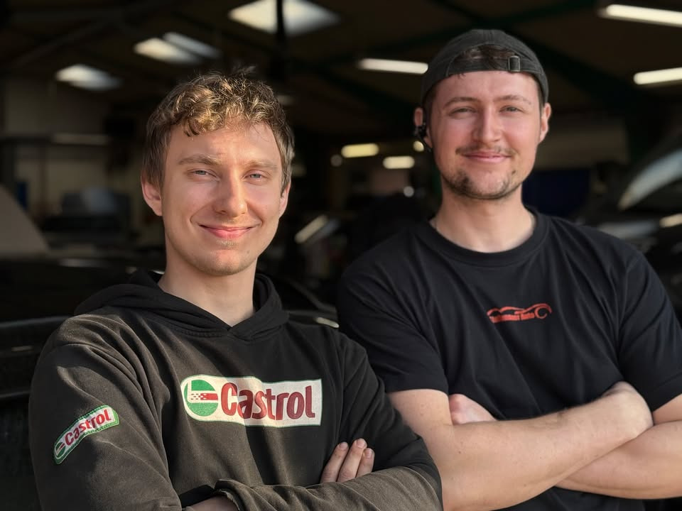 Steffenauer Auto klar til at håndtere elbiler efter intensivt kursus i Odense