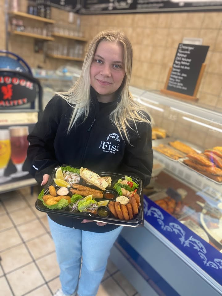 Efterårsplatte og konkurrence hos Havnens Fisk Øster Hurup
