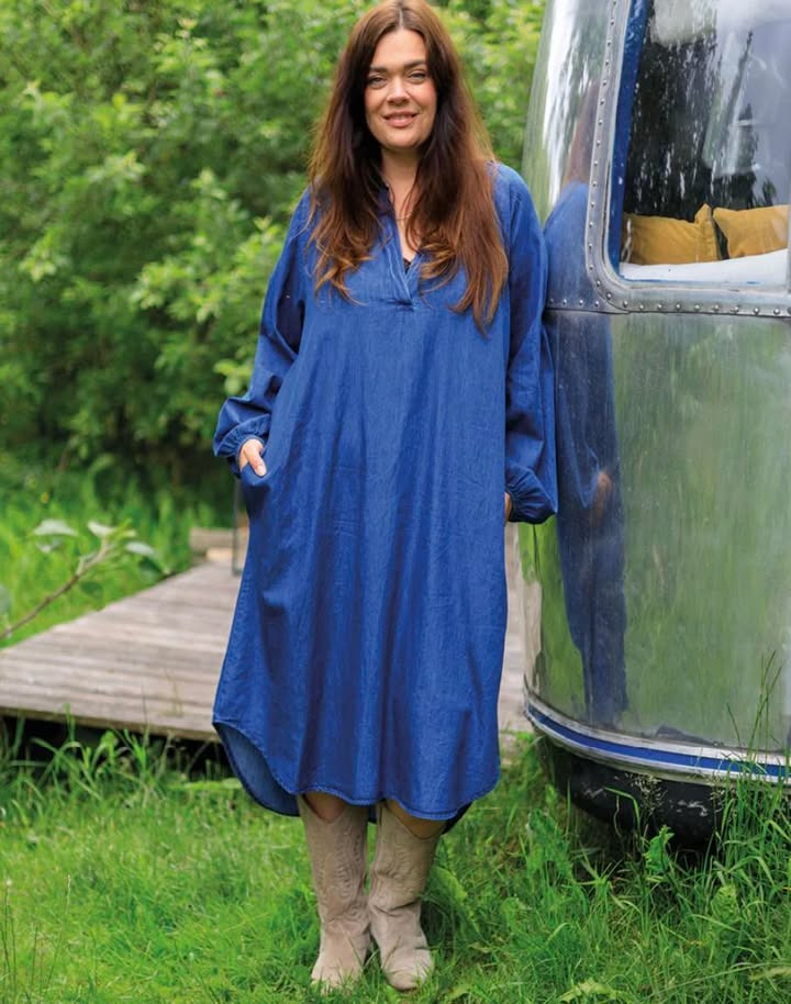 Rosengreen annoncerer udsalg på cowboykjole fra Black Colour