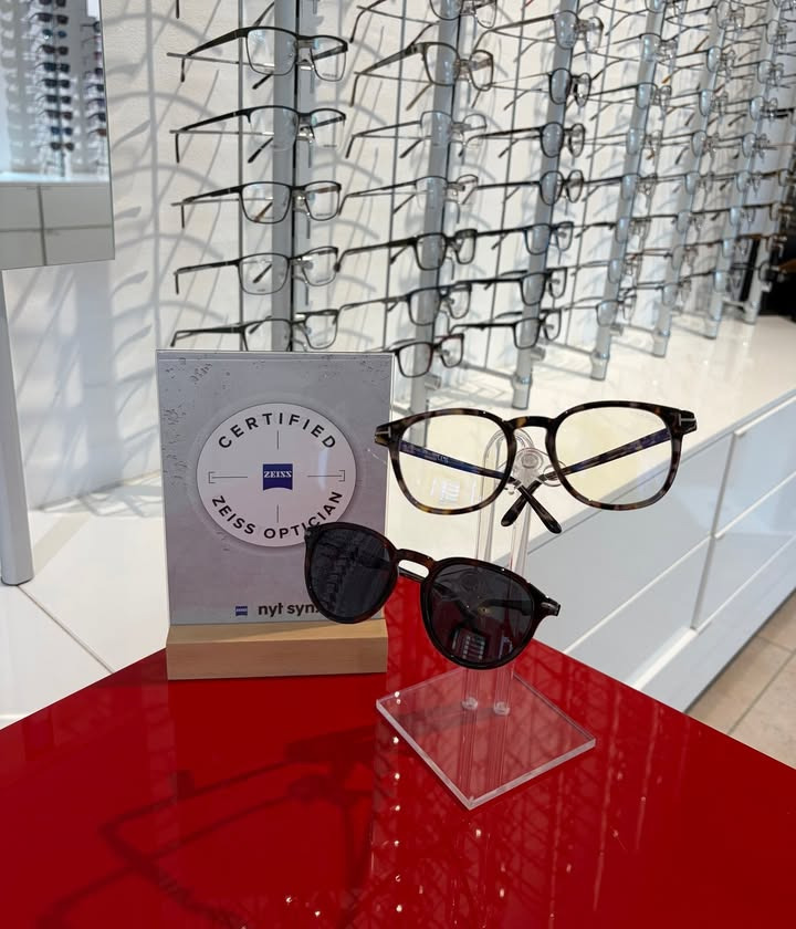 Nyt Syn Brøndum Jeppesen tilbyder ekstra brille med ZEISS glas ved køb af komplet brille
