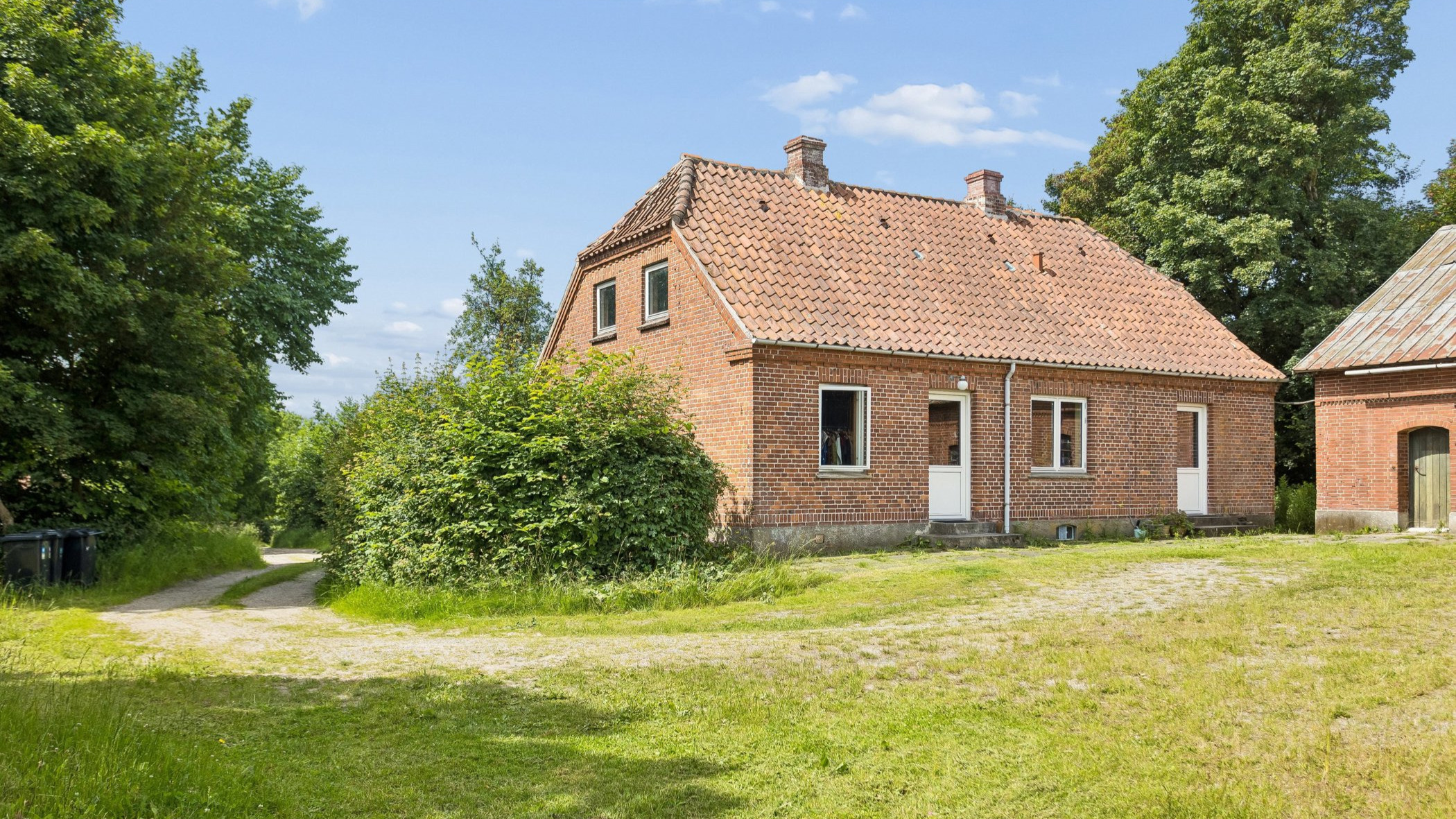 Ny pris på landejendom med egen skov og 2,3 hektar jord i Hejlskov