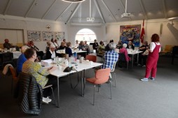 Vallensbæk fejrer læseprojekts succes og opfordrer til flere frivillige