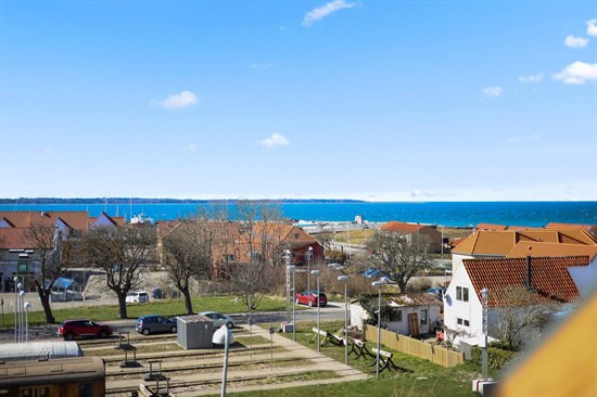 Pris sat ned med 1.400.000 kr. på Klitrosevej 21