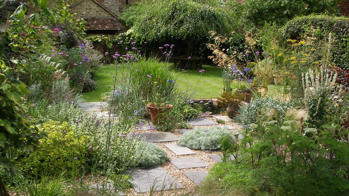 Foredrag med Annie Guilfoyle: Skab din drømmehave