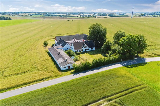 Åsøvej 46 og 1 anden boliger er kommet til salg denne uge i Glumsø - se boligerne her.