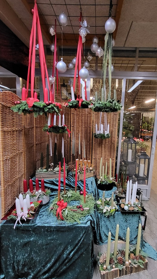 Asmild Plantecenter ApS byder første søndag i advent velkommen med stort udvalg af dekorationer