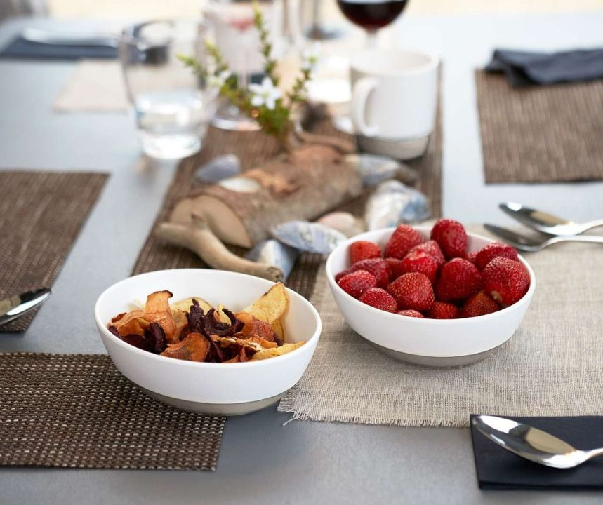 Elegant julegaveidé fra Hinshøj Caravan: Natura servicesæt til den perfekte borddækning