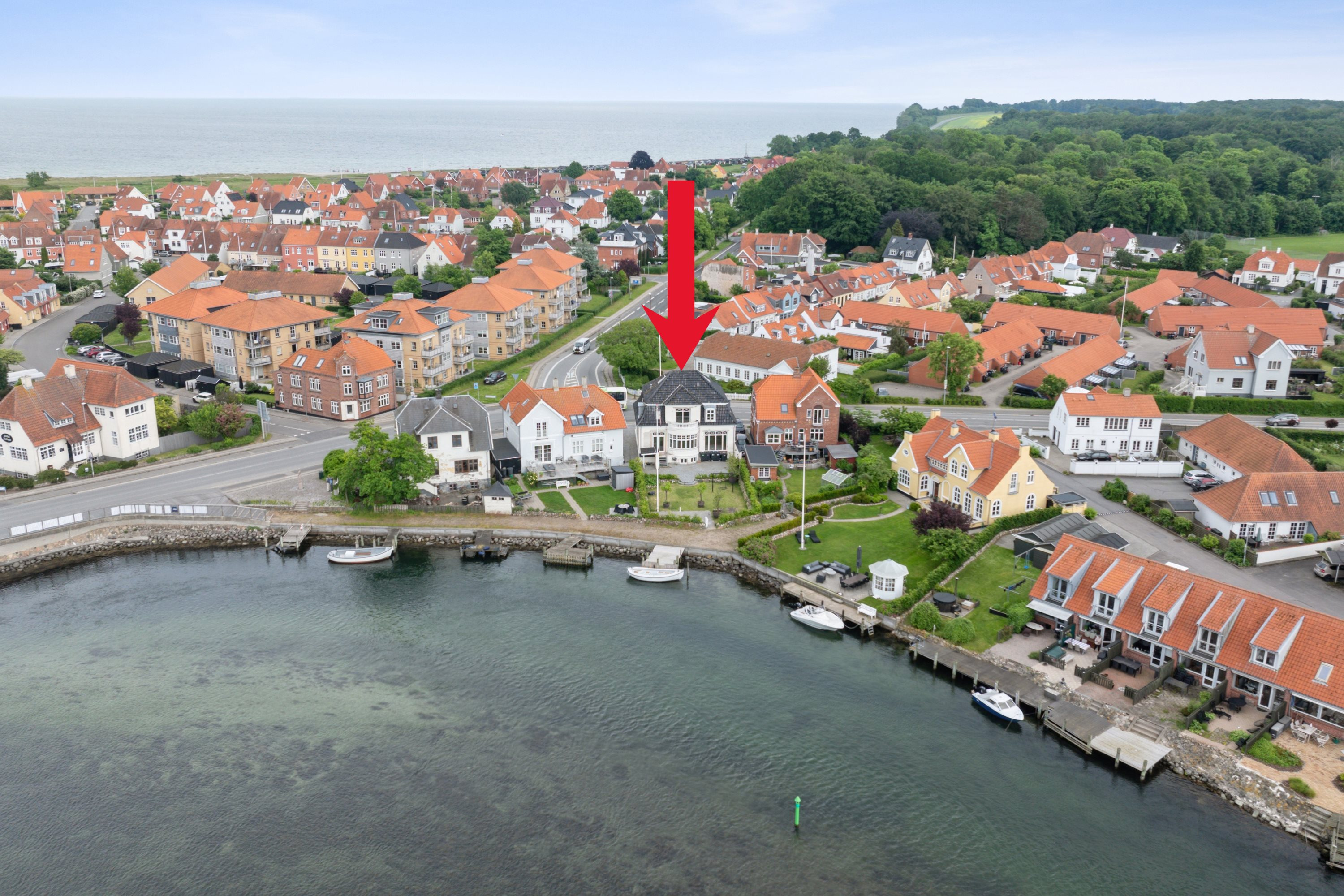 1. klasses beliggenhed - sæt dit eget præg på dette håndværkertilbud.