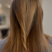 Bøgvad fremhæver smuk kobber balayage med varme nuancer