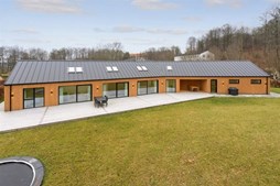 Top 6 over dyreste boliger til salg i Børkop. Priser op til 9.995.000 kr