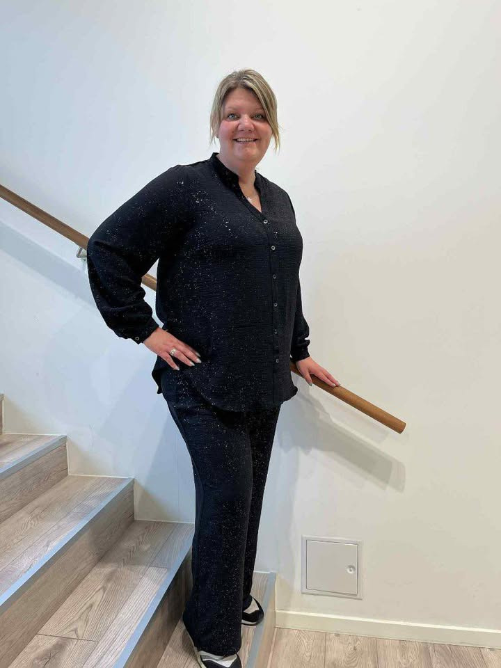 Only Curves præsenterer stilfuldt vintersæt med sølvdetaljer til specialpris