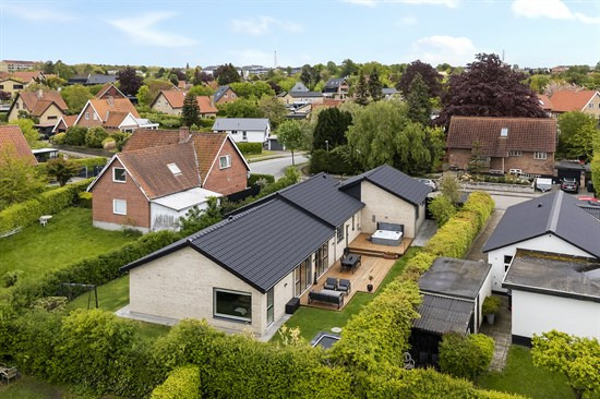 Pihlkjærsvej 23 og 1 anden boliger er kommet til salg denne uge i Højbjerg - se boligerne her.