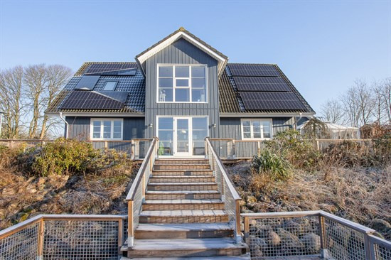 Netop kommet til salg: Fuglsangvej 3 en af Bryrups dyreste adresser